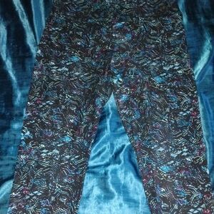 No Boundaries Multicolor Patterned Leggings